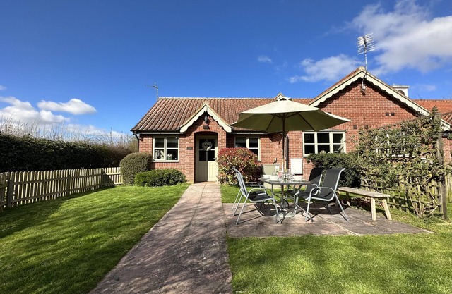 Little Broad Cottage Norfolk 2 Bedroom Sleep 4