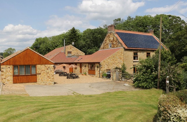 LITTLE BYRE COTTAGE, familial et convivial à Thirsk, Ref 19936
