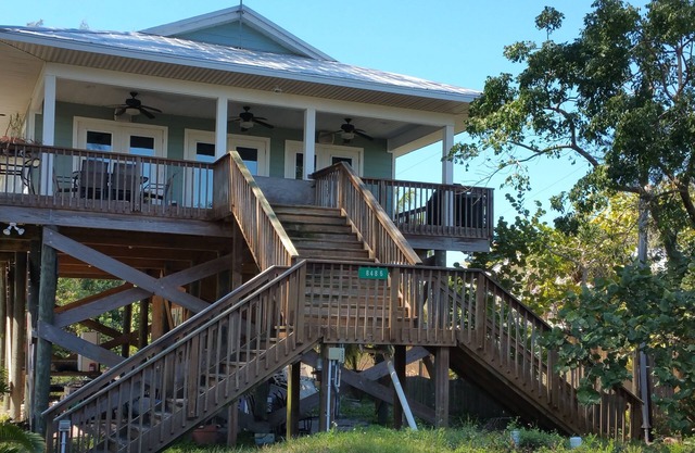 Little Gasparilla Island Beach House with Gulf and Bay View AC, WiFi, Sleeps 8.