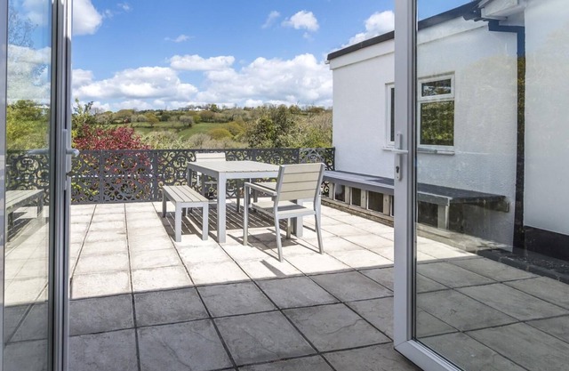 Little Hill - 3 Bedroom Bungalow - Wisemans Bridge
