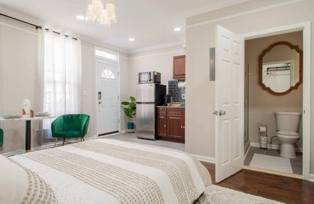 Little Home in Little Italy - Inner Harbor Studio