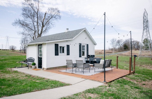 Little House on the Farm