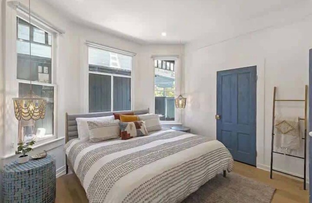 Cozy 1 BR Casita Overflowing with Natural Light
