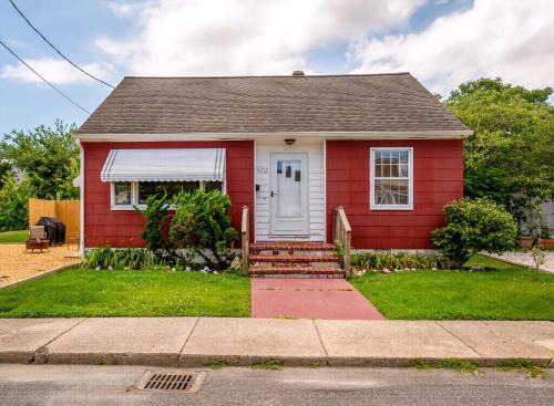 Little Red Cottage