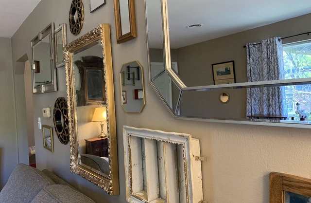 Little Reflections, One bedroom apt