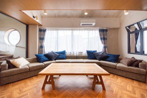 LIVE HEART House