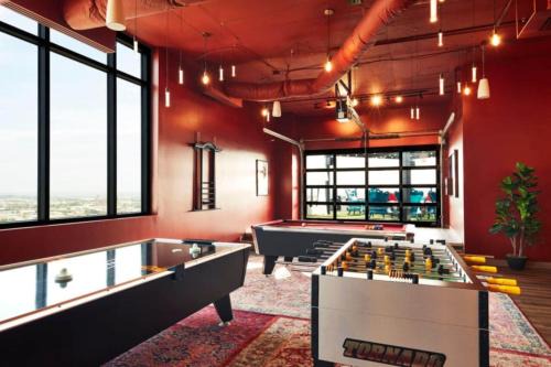 Live the High Life Chic 2BR Apartment in BHM