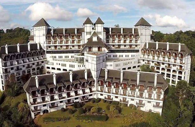 MAGNIFIQUE APPARTEMENT AVEC BELLE VUE
