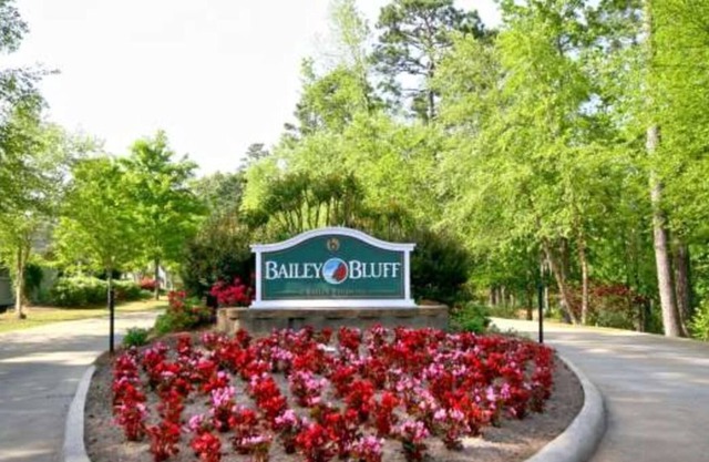 Living the Life on Toledo Bend Sleeps 8 Pool, Fishing, Golf. Family Friendly