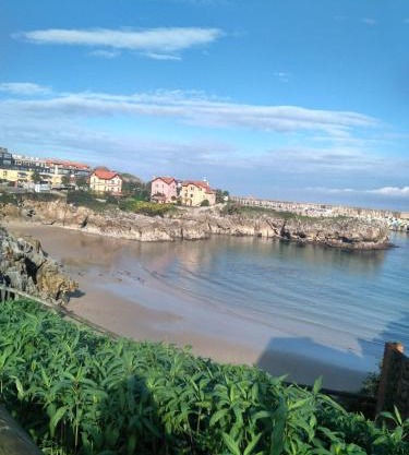 LLANES 30 PLAYAS - PUERTO CHICO 1 -VUT163AS