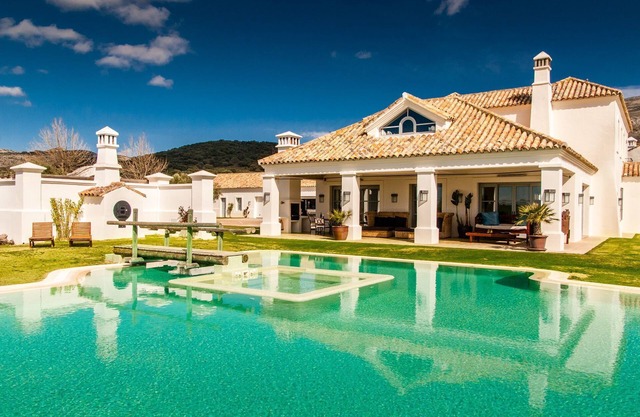 Llanos Resort - Sept Chambres Villa, Couchages 14