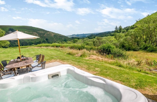 Llety Llanwrtyd - Cinq Chambres Maison, Couchages 10