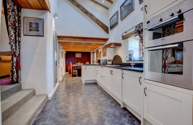 Llety'r Bryn - Cuatro Habitaciones Casa, Capacidad 8