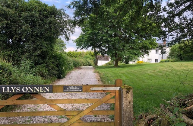 Llys Onnen - North Wales Holiday Cottage