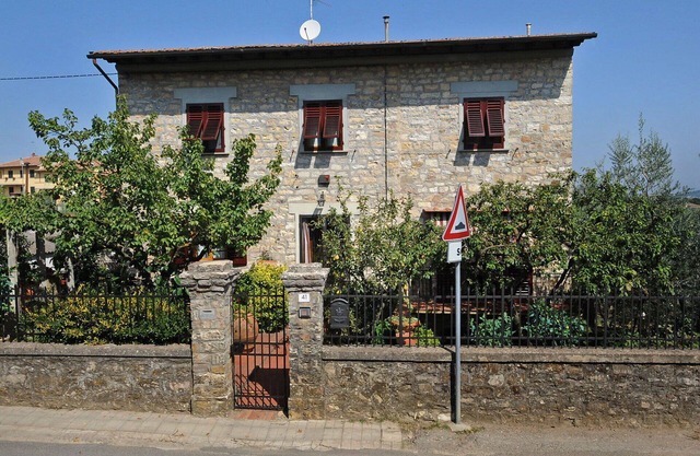 Joli appartement pour 6 personnes avec WIFI, terrasse et parking, près de Greve In Chianti
