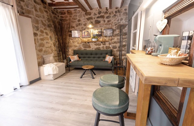 Lo Raconet dárnes, a rural apartment in the historical center of Arnes.