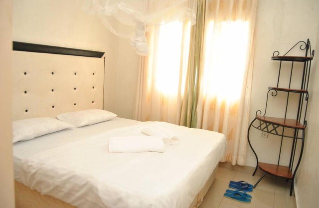 LOB Light Apartment at KIVU Beach