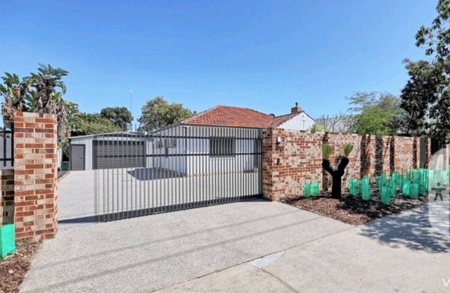 Located in the Heart of Lathlain are cosy 3 bedrooms 1 bath suburban house
