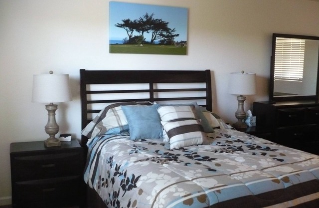 Situé au coeur de Cambria. Rester seul à l'étage, un appartement d'une chambre.