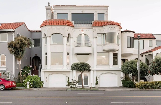 Spectaculaire et moderne maison Bayfront sur Marina Blvd