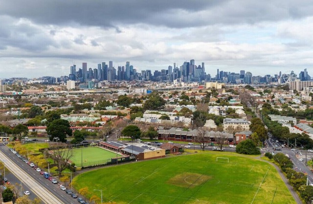 Located opposite Flemington Racecourse