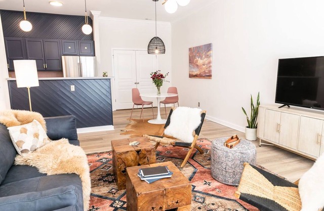 Upscale Condo, LOCATION, walkability, private entrance with outdoor space.