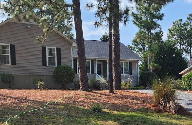 location, location cal-de-sac home thats is 7mins away from #2 for the US Open