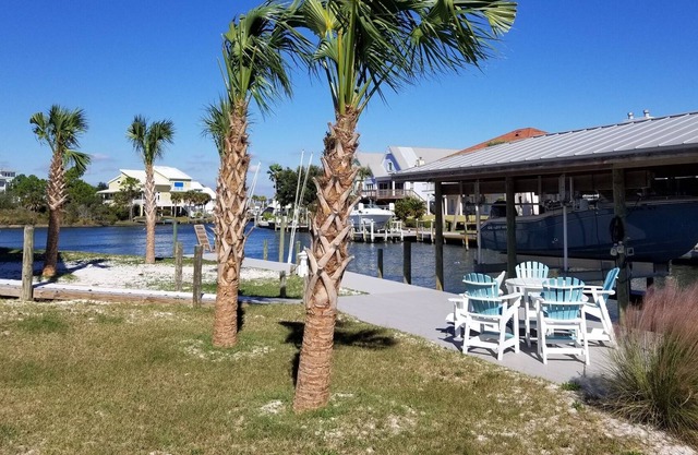 Location, location, location! Walk to the beach - dock boat in the back of house