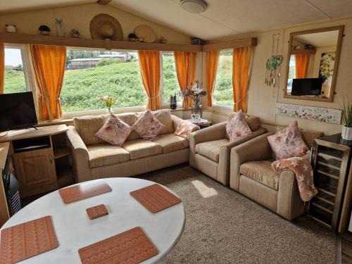 Lochview Retreat Caravan