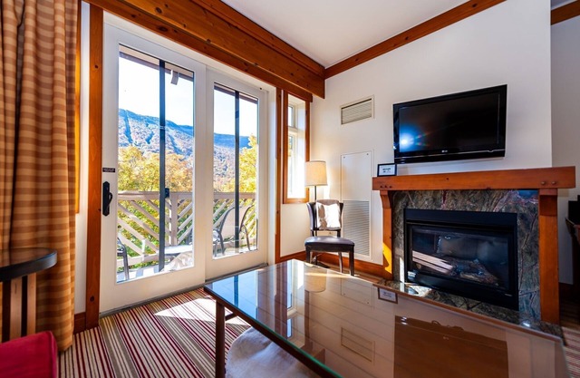 4ème étage du Lodge at Spruce Peak - Magnifique mont direct. Mansfield vues sur le célèbre Front Quatre sentiers.