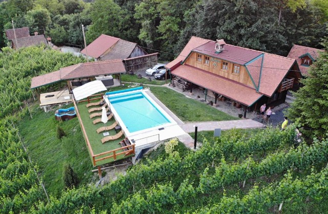 Lodge Green paradise