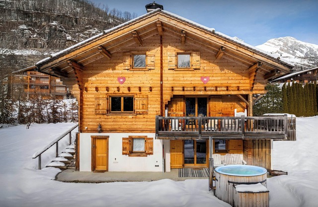 Lodge Le Chevreuil - séjour alpin pour 12, sauna & piscine - OVO Network