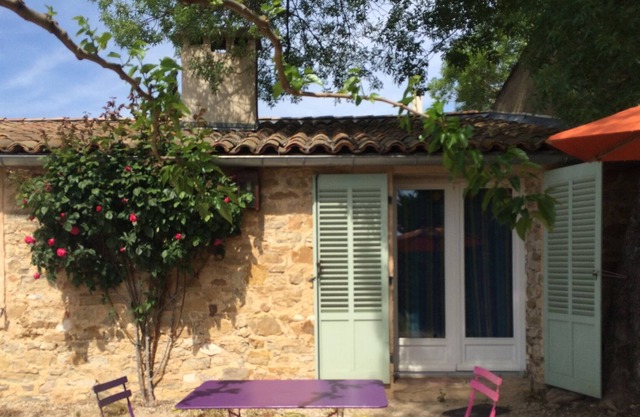 Gîte "CYPRES" 4 pers au coeur du vignoble de Provence
