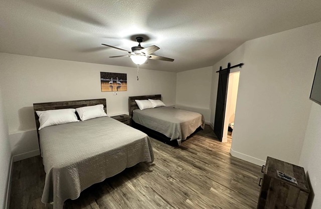 Loess Hills Lodge - Room 5