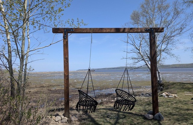Loft 6 | 2 Min Waterfront | BBQ & Fireplace