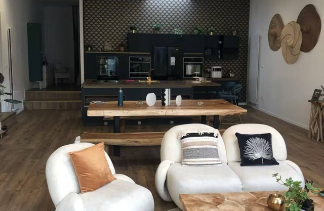 LOFT in the center of town