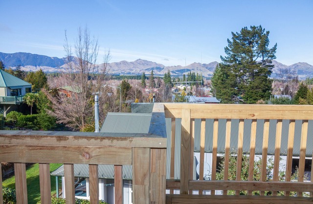 Lofty Quarters - Maison de vacances Hanmer Springs