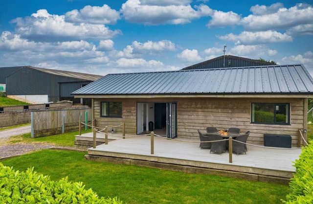 Log Cabin on Family Farm with Countryside Views