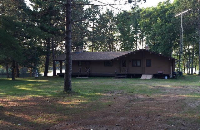 Log Cabin sur Phillips Chain of Lakes