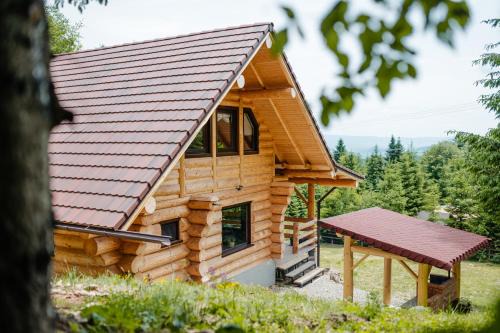 Log Cabin Piricske