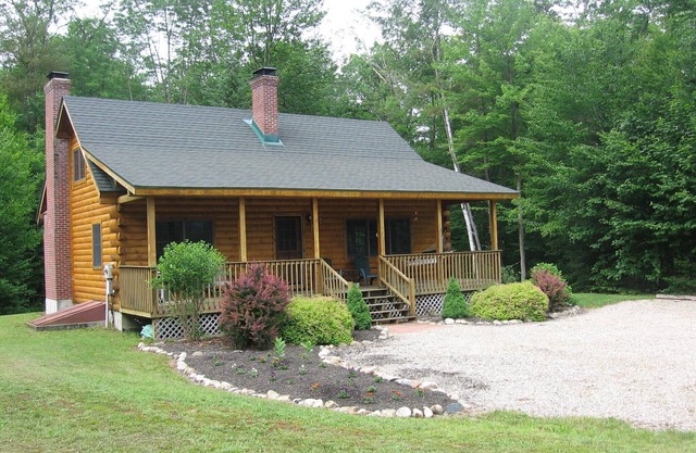 Connectez-vous Accueil dans la belle vallée de montagne