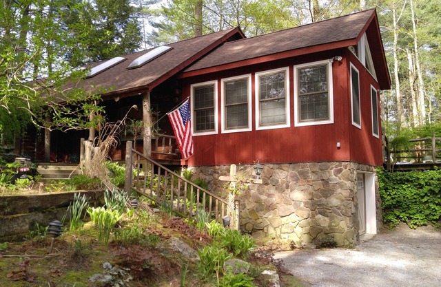 Maison de style en rondins à 4 miles de Catamount avec salle de fitness