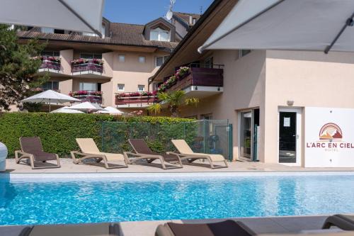 Logis Hotel Arc En Ciel