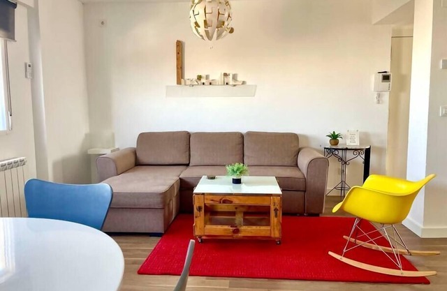 LOIRA VÍA PIGNATELLI: 2 Bedrooms Next to the Canal