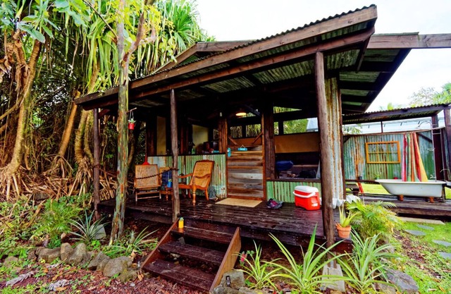 Loloma Jungle Cottage near Ocean