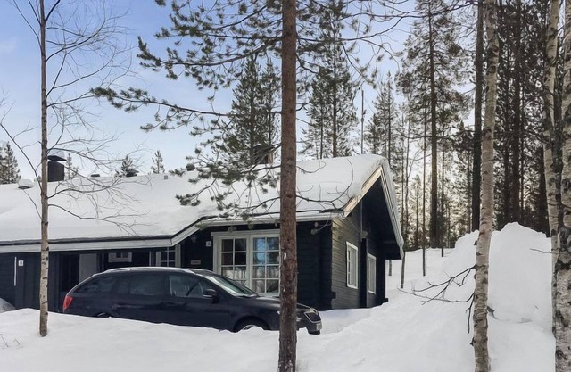 Lomaylläs b26 /palovaarankaarre 8 a by Interhome