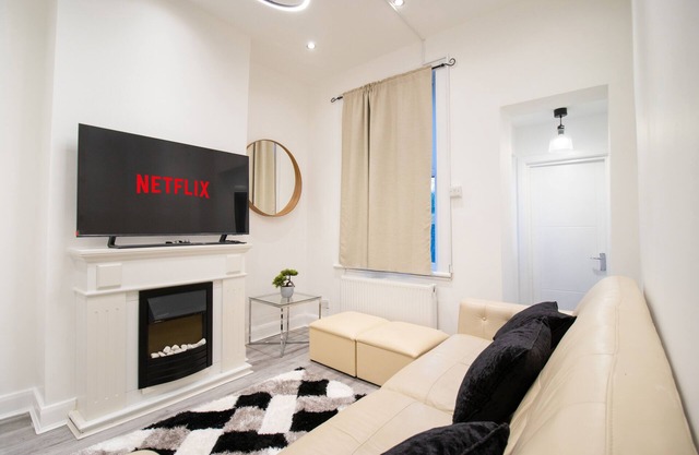 Beautiful 2 bed Flat With A Garden