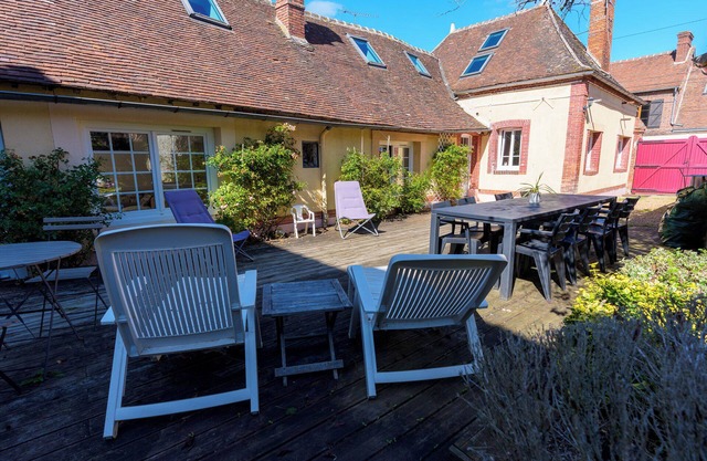 Longère proche Chartres, 3 chambres, jardin clos, idéal pour les familles