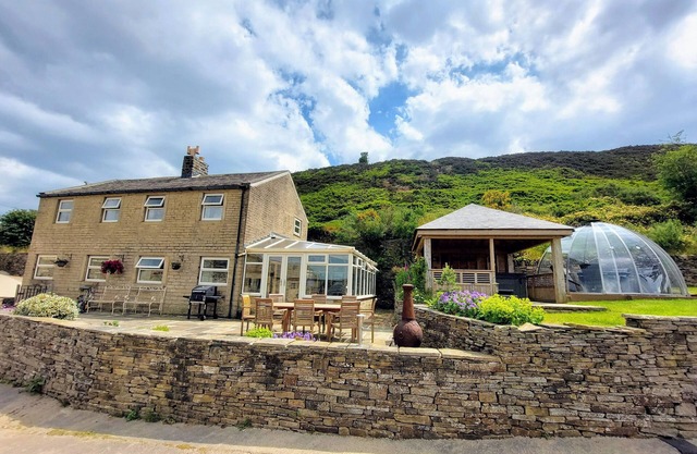 LONG ING FARM, Animaux acceptés à Hade Edge, Yorkshire, Réf 993440