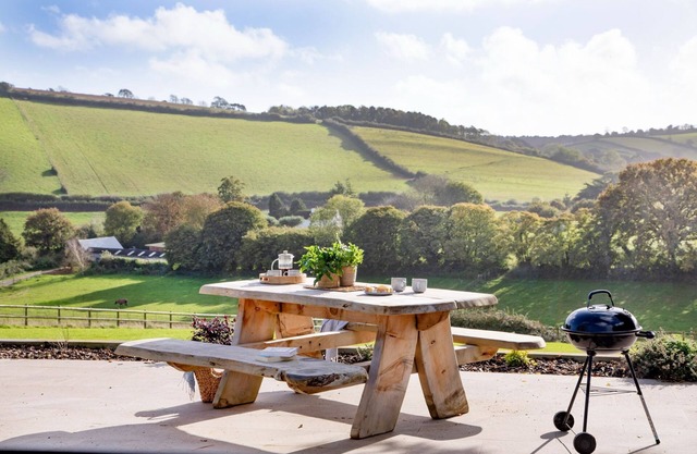 Longpark Linhay - Sleeps 4 guests in 2 bedrooms